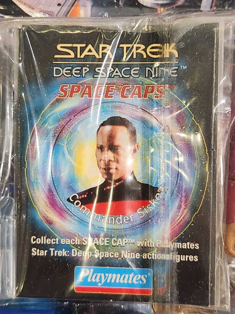 Commander Benjamin Sisko - Playmates (Star Trek: Deep Space Nine) action figure collectible [Barcode 043377062202] - Main Image 4