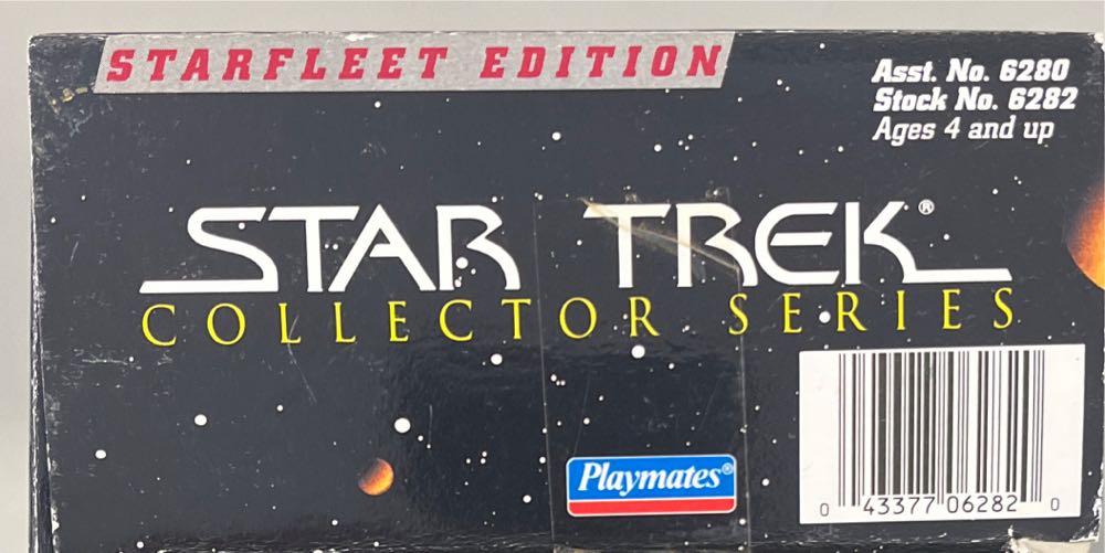 9” Dr. Beverly Crusher (Doctor) - Playmates (Star Trek: Collector Series) action figure collectible [Barcode 043377062820] - Main Image 3