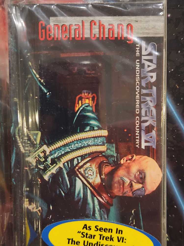 General Chang - Playmates (Star Trek: Classics) action figure collectible [Barcode 043377064589] - Main Image 4
