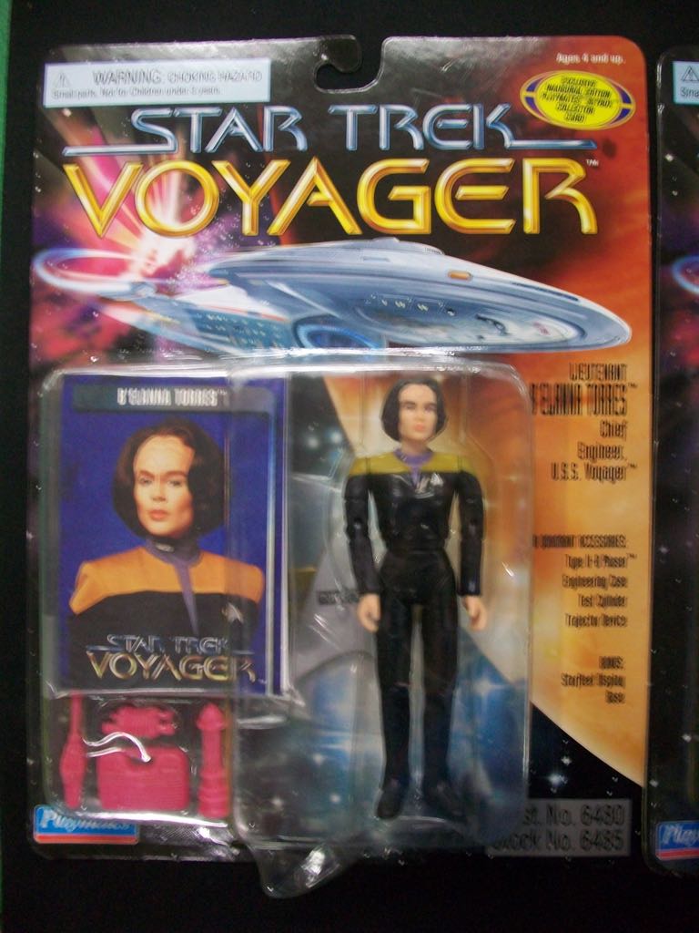 Star Trek Voyager - Lieutenant B’Elanna Torres - Playmates (Star Trek Voyager) action figure collectible [Barcode 043377064855] - Main Image 2