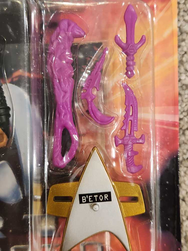 Star Trek TNG Generations B’Etor - Playmates (Star Trek: Generations) action figure collectible [Barcode 043377069287] - Main Image 4