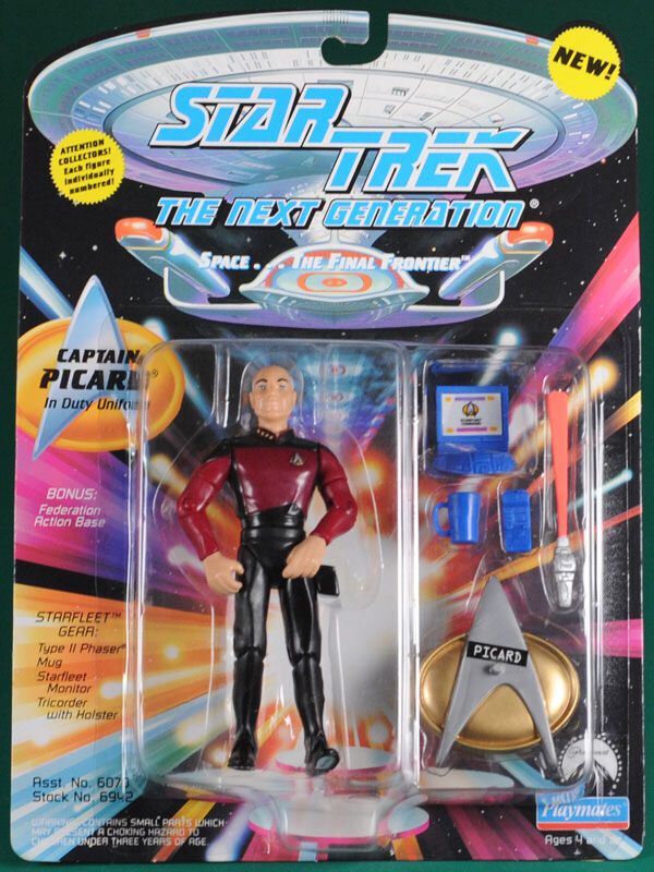 Star Trek TNG: Captain Picard in Duty Uniform - Playmates (Star Trek  - The Next Generation) action figure collectible [Barcode 043377069423] - Main Image 2