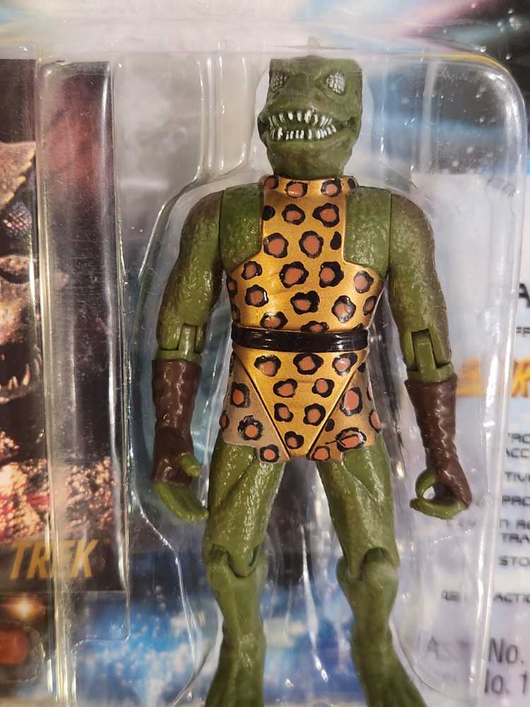 Captain Gorn - Playmates (Star Trek: Basic) action figure collectible [Barcode 043377160410] - Main Image 3