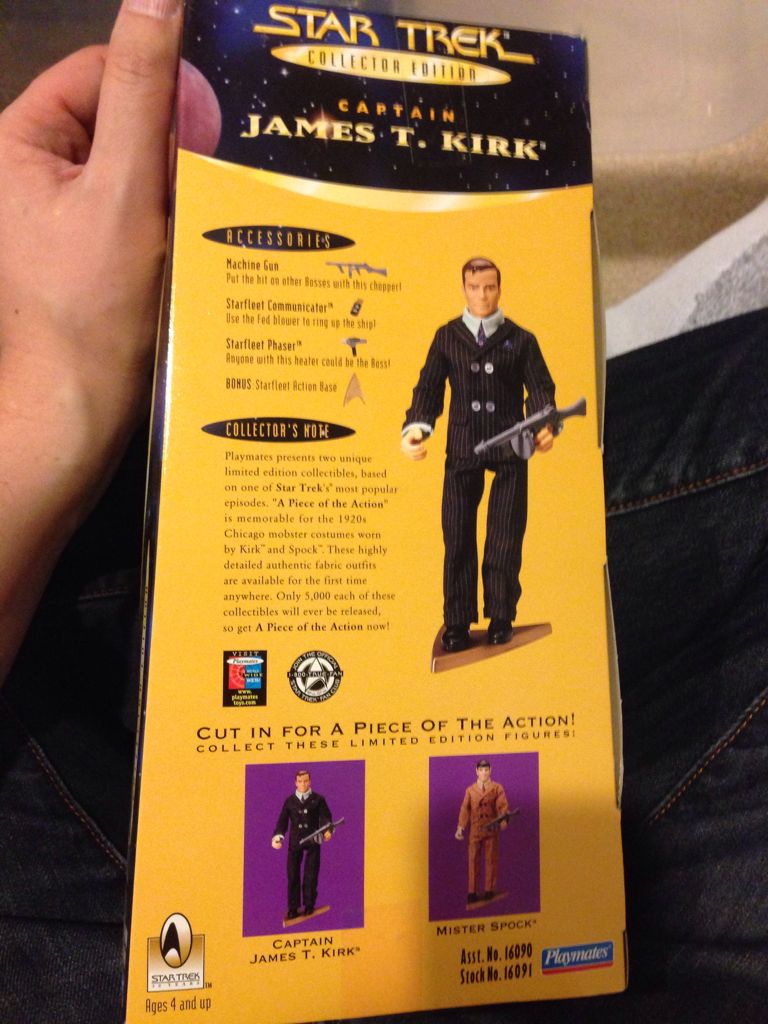 Captain Kirk “A Piece Of The Action” - Playmates Toys (Star Trek Collector Edition) action figure collectible [Barcode 043377160915] - Main Image 2