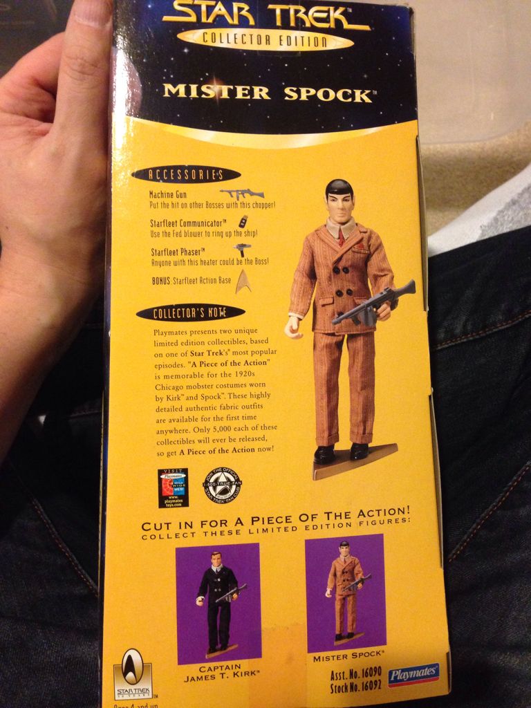 Mr. Spock-”A Piece Of The Action.” - Playmates Toys (Star Trek TOS) action figure collectible [Barcode 043377160922] - Main Image 2
