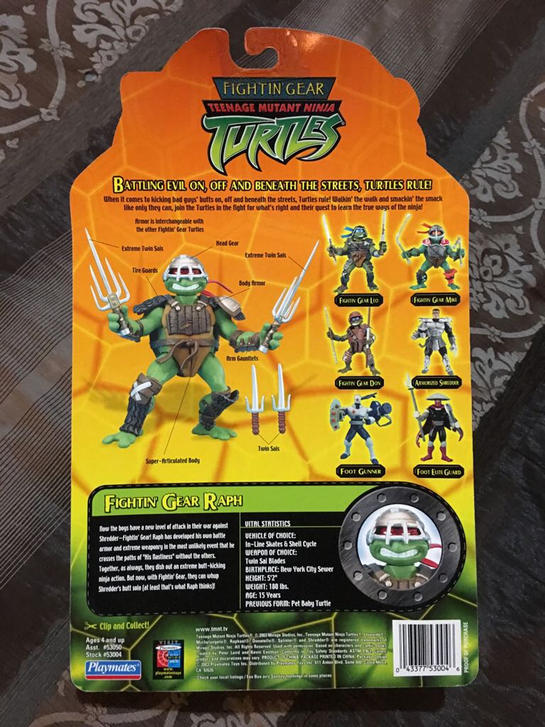 Fighting Gear Raph - Playmates Toys (Teenage Mutant Ninja Turtles (2002)) action figure collectible [Barcode 043377530046] - Main Image 2