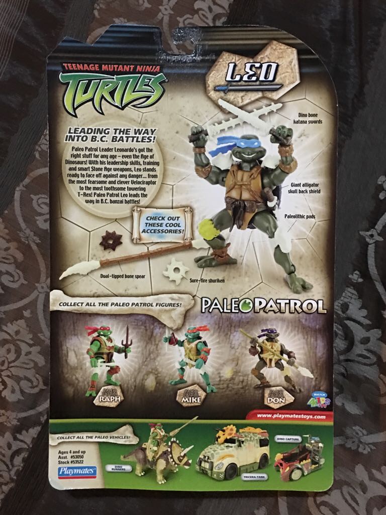 Paleo Leo - Playmates Toys (Teenage Mutant Ninja Turtles PaleoPatrol) action figure collectible [Barcode 043377535225] - Main Image 2