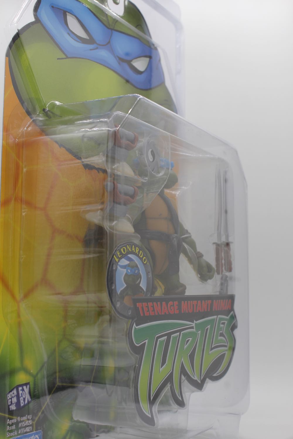 TMNT Leonardo - Playmates (Teenage Mutant Ninja Turtles (2002)) action figure collectible [Barcode 043377540212] - Main Image 3