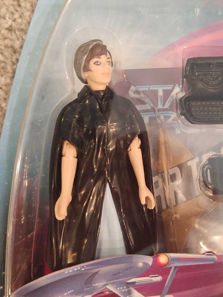 W Edith Keeler - Playmates Toys (Star Trek TOS) action figure collectible [Barcode 043377651147] - Main Image 3