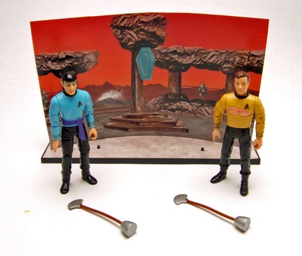 Star Trek Amok Time - Kirk And Spock - Playmates Toys (Star Trek Universe) action figure collectible [Barcode 043377651727] - Main Image 3