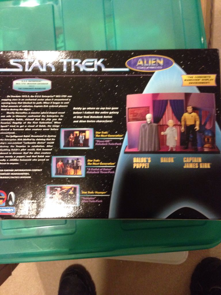 Captain James Kirk With Balok And Balok’s Puppet - Playmates (Star Trek TOS) action figure collectible [Barcode 043377651826] - Main Image 2