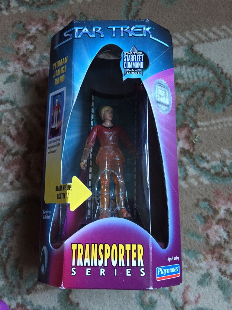 Star Trek: Voyager - Captain Kathryn Janeway Figure