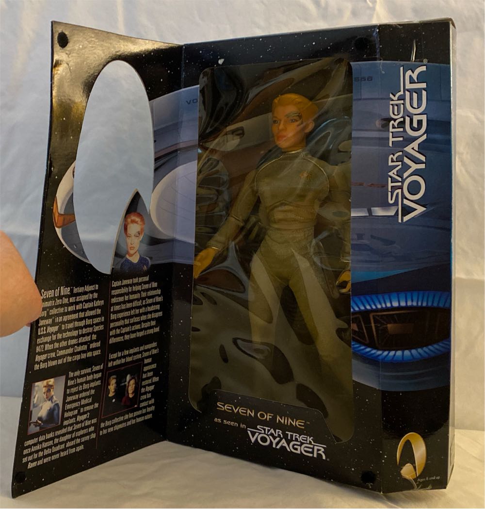 Star Trek 12”: Seven Of Nine - Playmates (Star Trek Voyager) action figure collectible [Barcode 043377655121] - Main Image 3