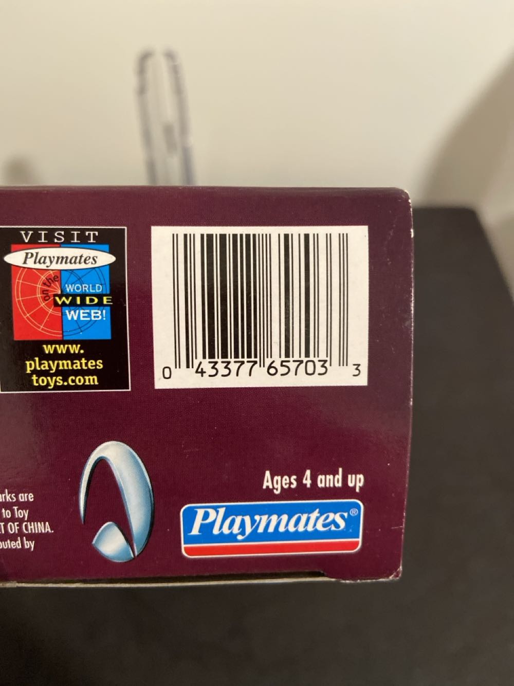 Trelane - Playmates (Star Trek: Warp Factor) action figure collectible [Barcode 043377657033] - Main Image 4