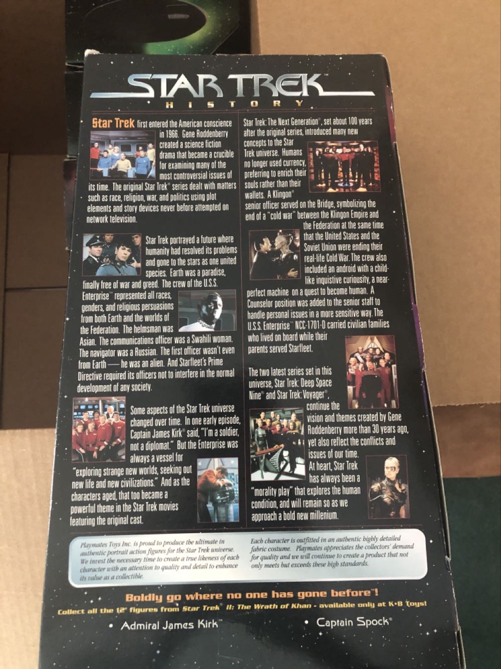 Star Trek Captain Kirk The Wrath Of Khan - Playmates Toys (Star Trek II The Wrath Of Khan) action figure collectible [Barcode 043377657071] - Main Image 3