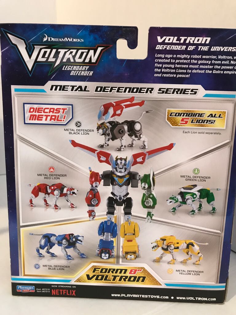 Playmates Toys DreamWorks Voltron Legendary Defender Blue Lion Metal  - Playmates Toys action figure collectible [Barcode 043377670148] - Main Image 2