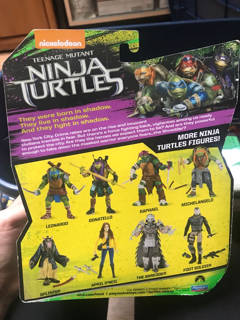 Teenage Mutant Ninja Turtles Donatello  - Playmates Toys action figure collectible [Barcode 043377906025] - Main Image 2