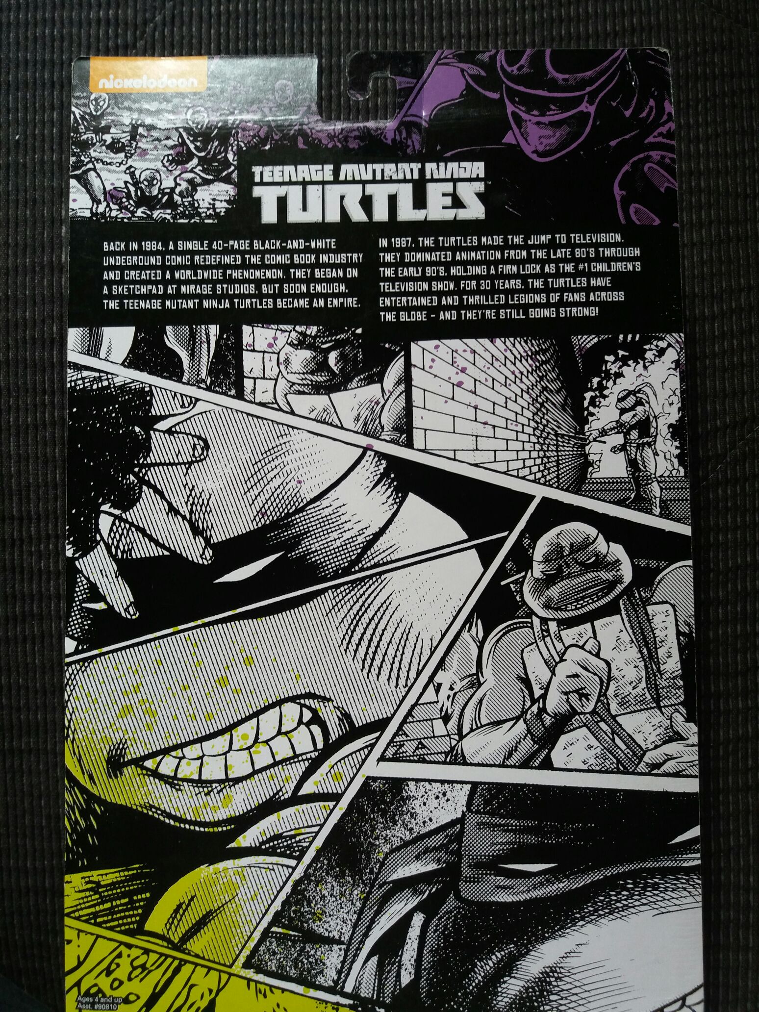 Leonardo - Playmates Toys (Teenage Mutant Ninja Turtles) action figure collectible [Barcode 043377908111] - Main Image 2