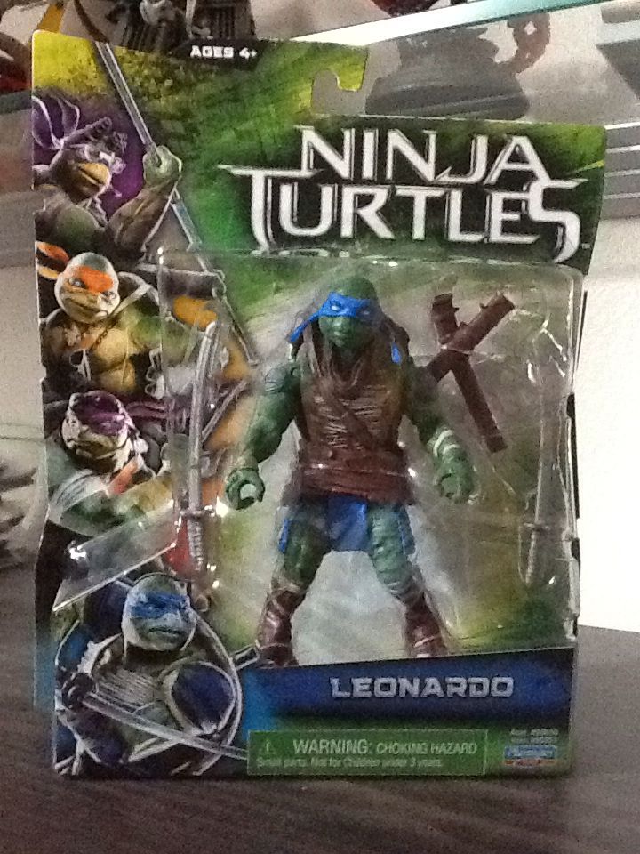 Leonardo - Playmates Toys (Ninja Turtle Movie 2014) action figure collectible [Barcode 043377908517] - Main Image 2