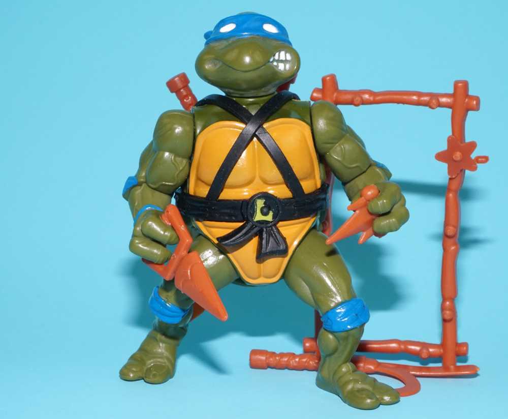 Leonardo - Playmates (TMNT: Nickelodeon Reissue) action figure collectible [Barcode 043377909019] - Main Image 3