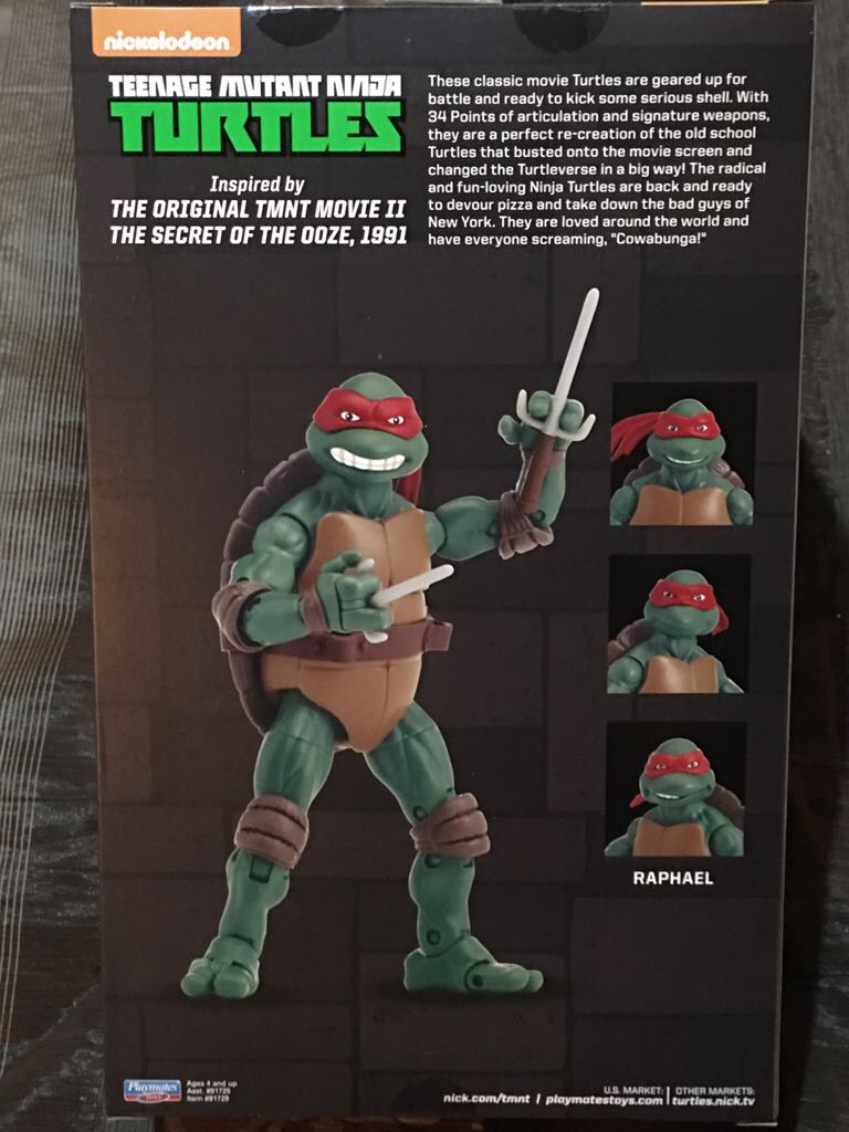 Ninja Turtles Classic Raphael - Playmates Toys (Teenage Mutant Ninja Turtles Classic Coll) action figure collectible [Barcode 043377917298] - Main Image 2