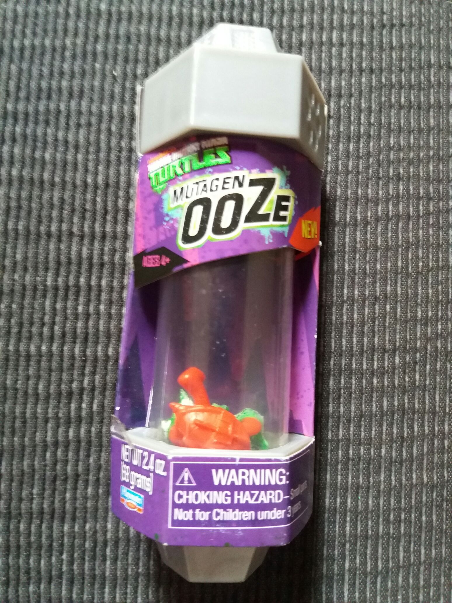Mutagen Ooze - Playmates Toys (Teenage Mutant Ninja Turtles) action figure collectible [Barcode 043377930143] - Main Image 2
