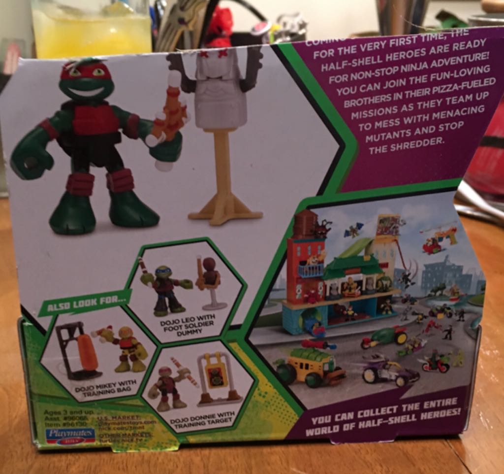 Dojo Ralph With Shredder Dummy - Playmates (Ninja Turtles) action figure collectible [Barcode 043377961307] - Main Image 2