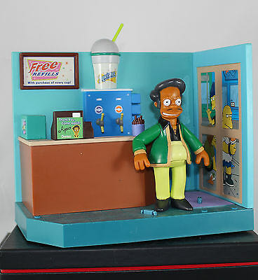 The Simpsons: Kwik-E-Mart - Playmates (The Simpsons) action figure collectible [Barcode 043377991243] - Main Image 2