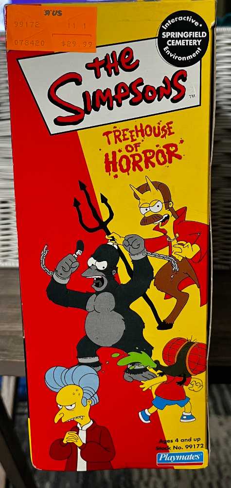 Simpsons Wos Treehouse of Horror 1 Springfield Cemetary - Playmates (The Simpsons) action figure collectible [Barcode 043377991724] - Main Image 3