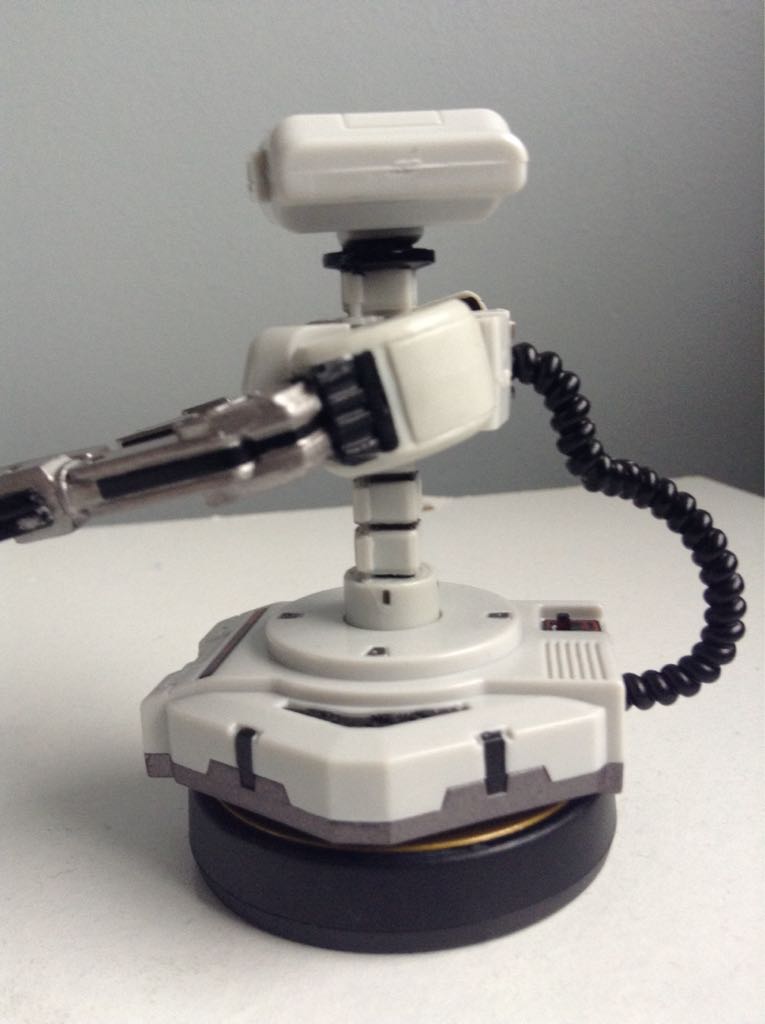 Amiibo 46: R.O.B. (NES) - Nintendo (Amiibo) action figure collectible [Barcode 045496353094] - Main Image 2