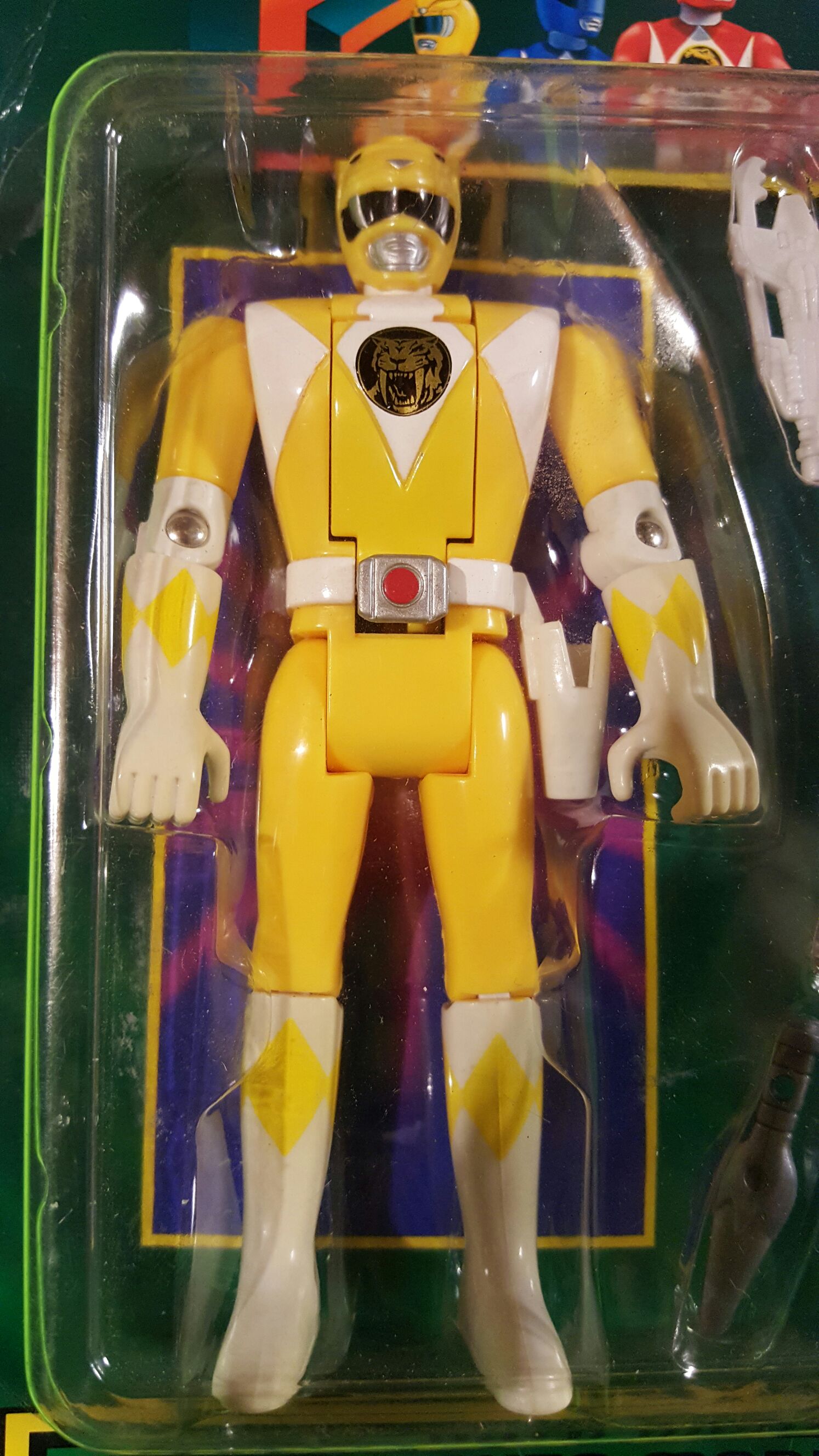 Power Rangers Trini Action Figure - Bandai America (Mighty Morphin Power Rangers) action figure collectible [Barcode 045557023140] - Main Image 2