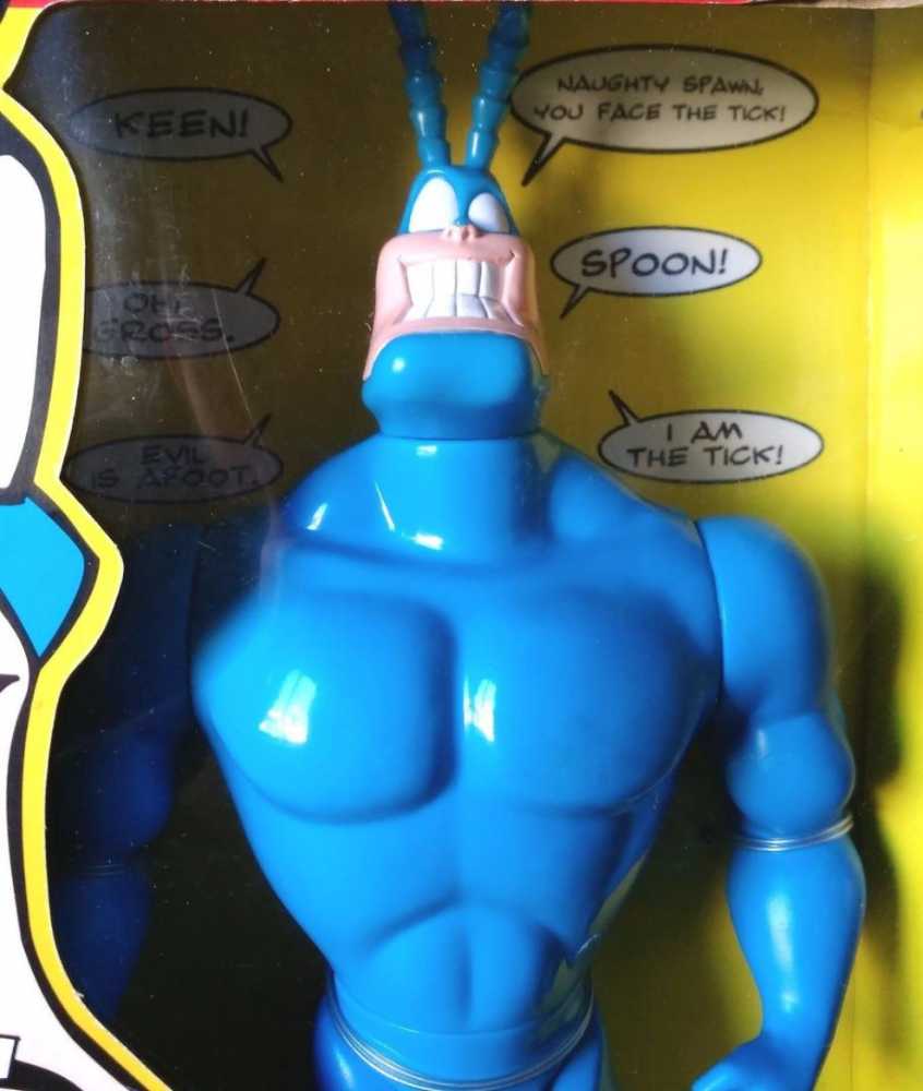 The Tick 16” talking Action Figure  - Bandai (The Tick) action figure collectible [Barcode 045557026110] - Main Image 3