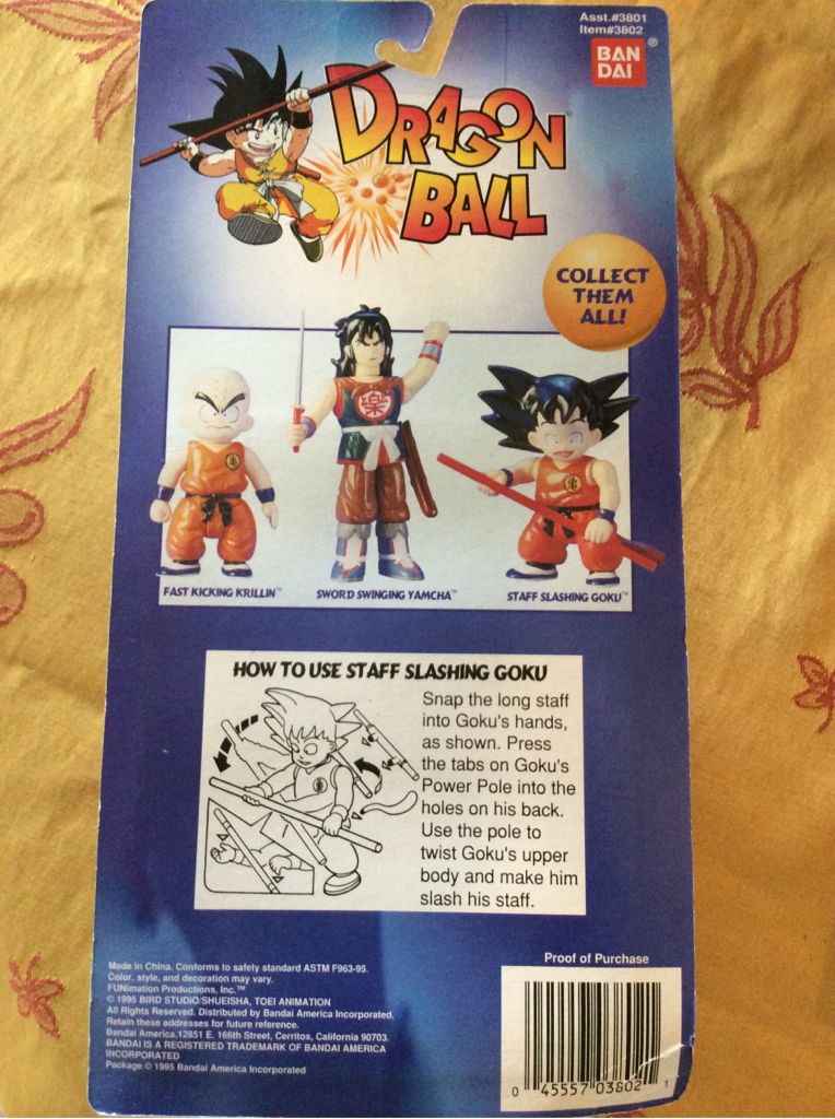 Dragon Ball Staff Slashing Goku  action figure collectible [Barcode 045557038021] - Main Image 2