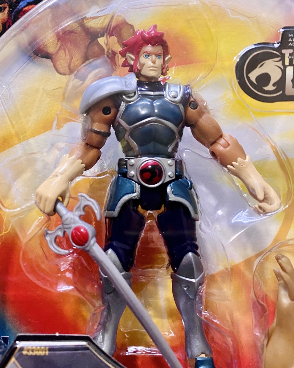 Lion-O - Bandai (Thundercats 2011) action figure collectible [Barcode 045557330019] - Main Image 4
