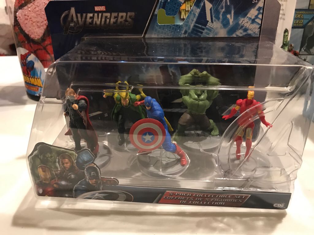 Avengers 5 Pack Collector Set  action figure collectible [Barcode 045672477293] - Main Image 2