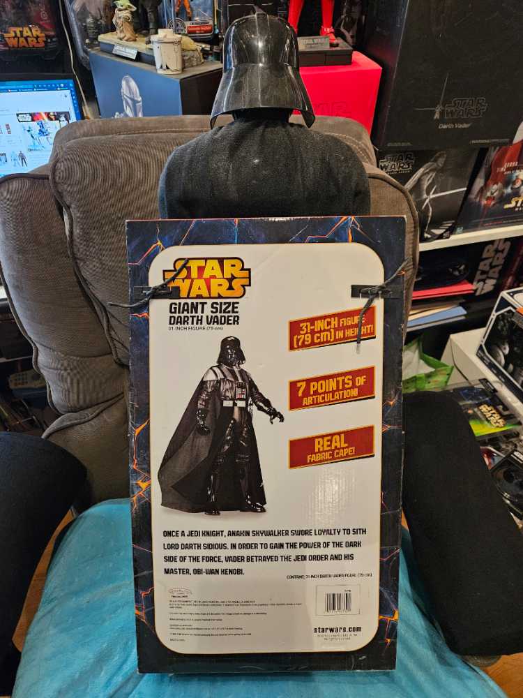 Giant 31” Darth Vader - Hasbro (Jakks Big Figs) action figure collectible [Barcode 045672587121] - Main Image 3
