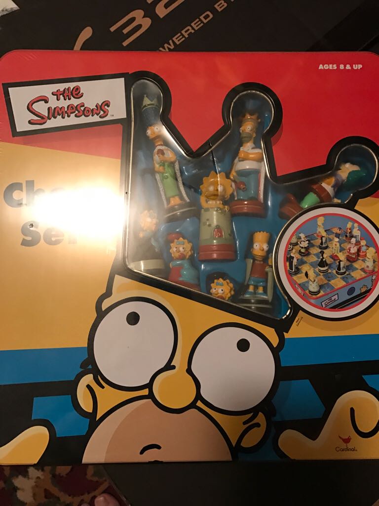 Simpson Chess Set - Cardinal (The Simpsons) action figure collectible [Barcode 047754529715] - Main Image 1