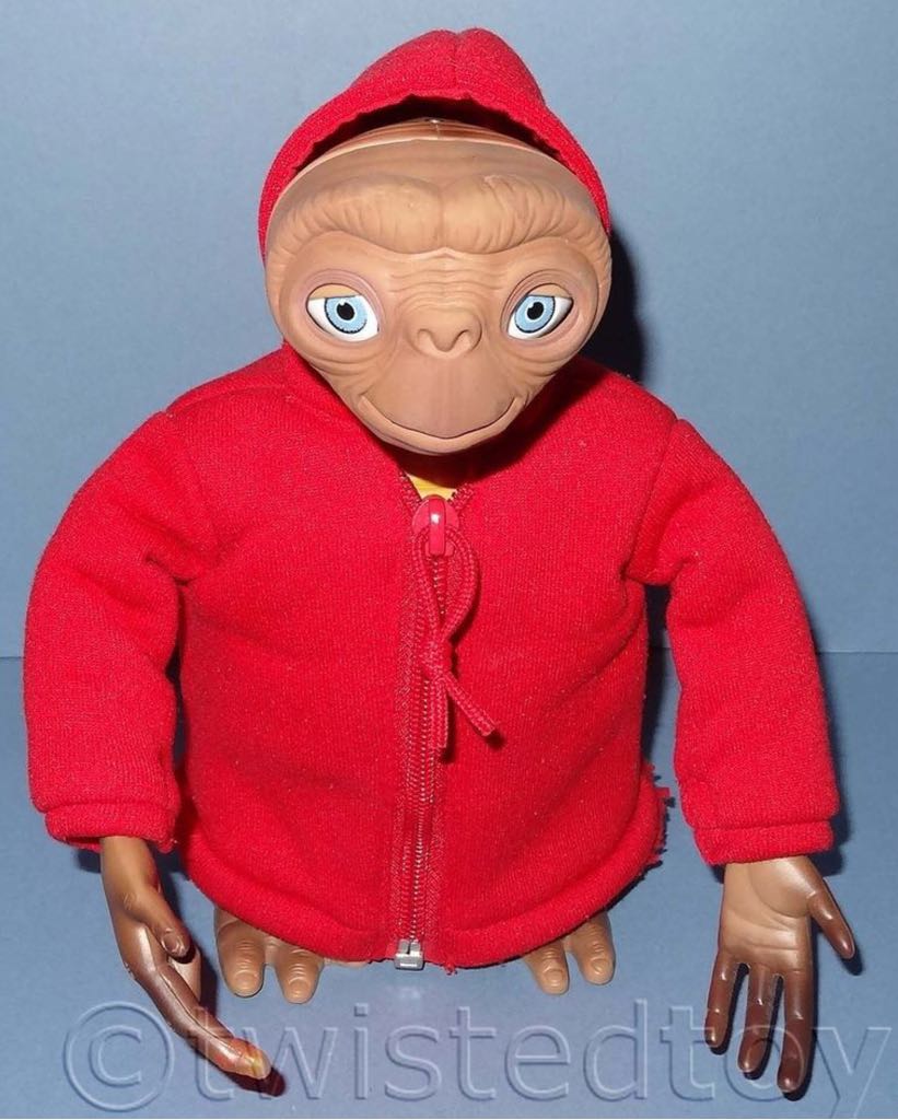 E.T. Furby Interactive   action figure collectible [Barcode 050626019580] - Main Image 2