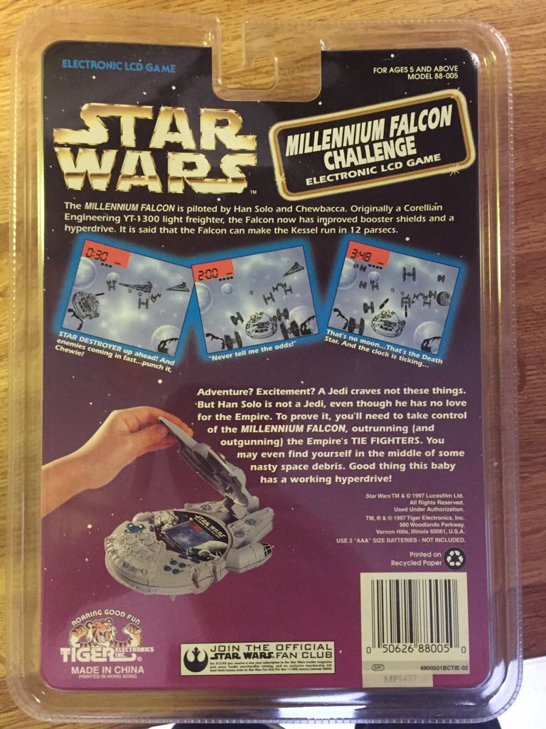 Star Wars Millennium Falcon Challenge Electronic Lcd Game - Tiger Electronics (Games/electronics) action figure collectible [Barcode 050626880050] - Main Image 2