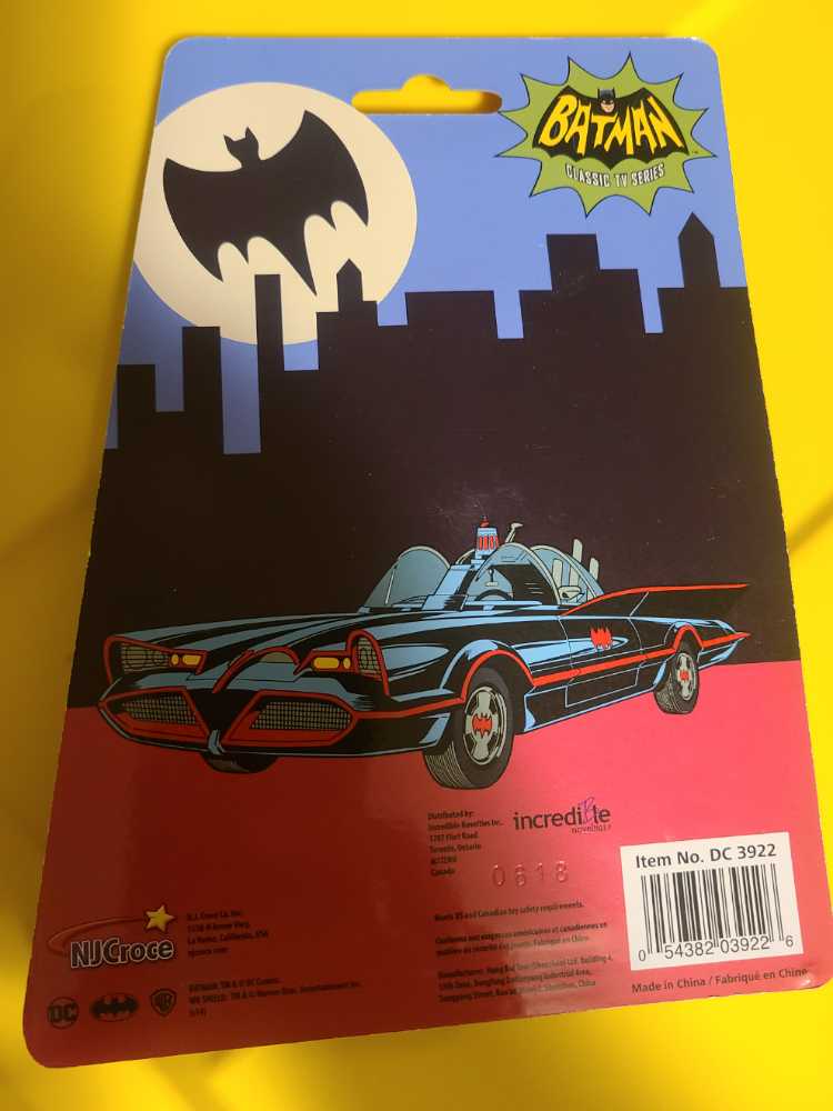 NJCroce Batman Classic TV Series Robin (’66 TV) - NJCroce (Robin) action figure collectible [Barcode 054382039226] - Main Image 2