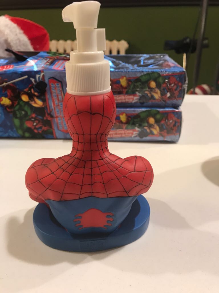 Spiderman Liquid Soap Dispenser  action figure collectible [Barcode 055213059604] - Main Image 2