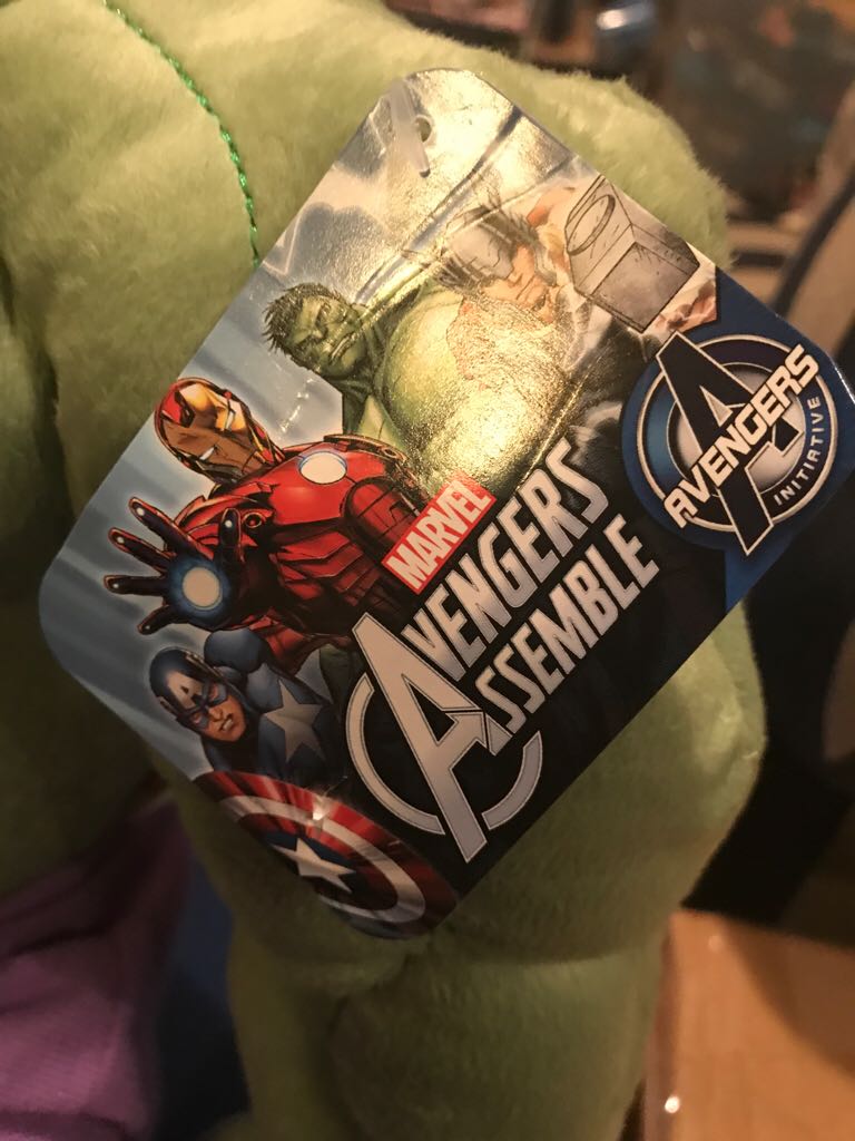 Avengers Assemble Hulk Pillow Buddy  action figure collectible [Barcode 055213109682] - Main Image 2