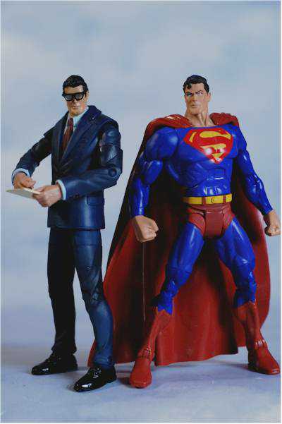 Superman and Clark Kent - Mattel (DC Superheroes) (DC Super Heroes) action figure collectible [Barcode 027084400540] - Main Image 2