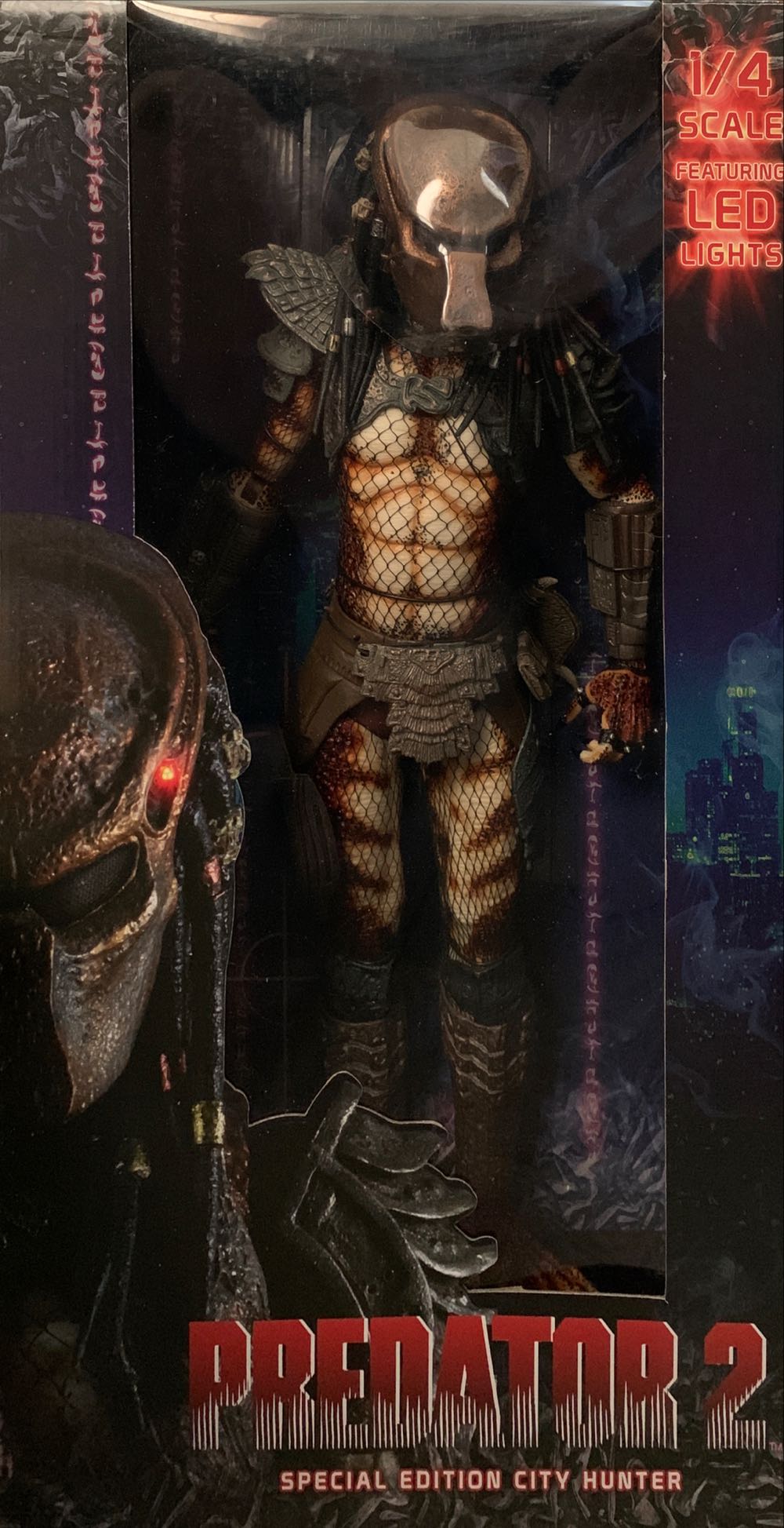 1/4 Scale Predator 2: City Hunter W/ LED Lights - Neca Reel Toys (Predator) action figure collectible [Barcode 0634482515471] - Main Image 2