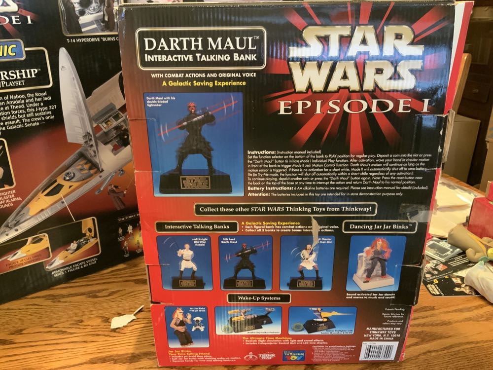Darth Maul - Thinkway Toys (Interactive Talking Bank) action figure collectible [Barcode 064442137090] - Main Image 2