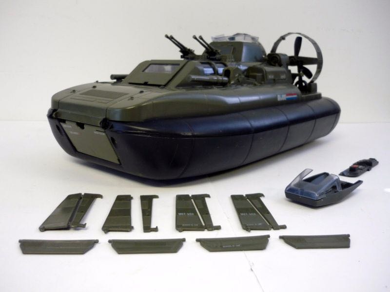 G.I. Joe: Killer W.H.A.L.E. Hovercraft - Hasbro (G.I. Joe - A Real American Hero) action figure collectible [Barcode 068597060050] - Main Image 2