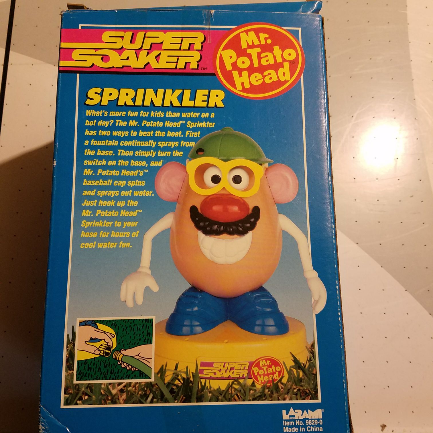 Mr Potato Head Super Soaker Sprinkler - Larami action figure collectible [Barcode 071802982900] - Main Image 2