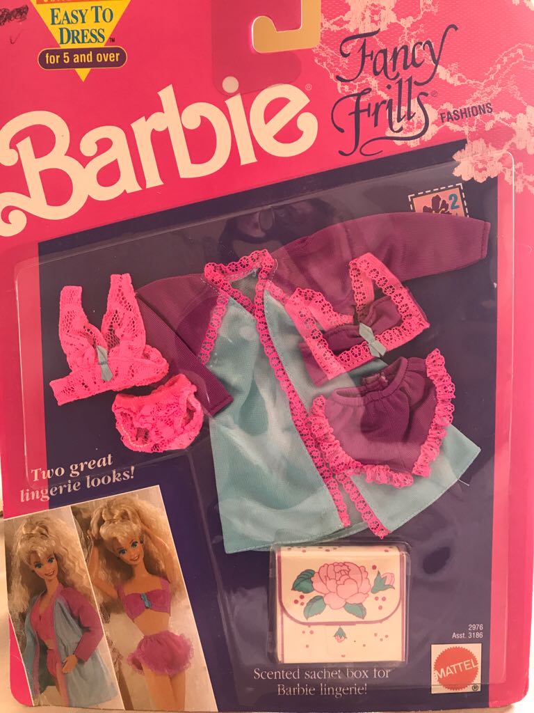 Fancy Frills Fashions - Mattel (Barbie) action figure collectible [Barcode 074299029769] - Main Image 1