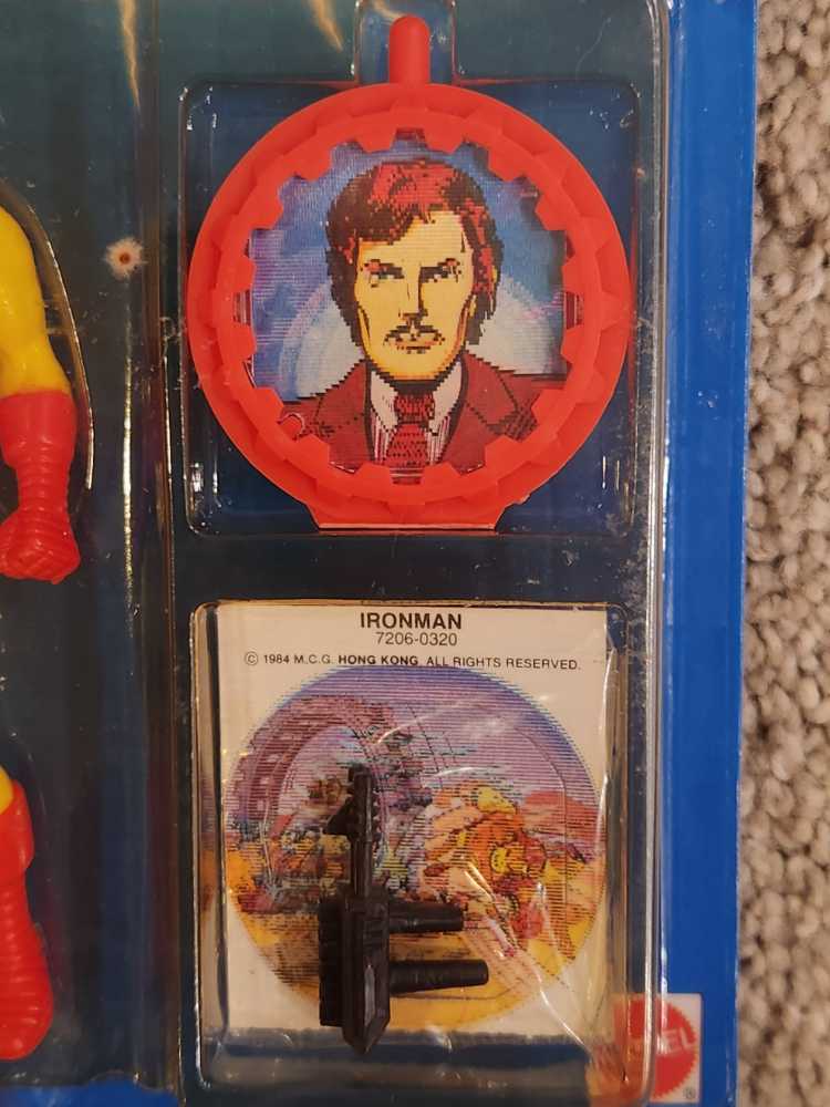 Secret Wars Iron Man - Mattel (Marvel Super Heroes Secret Wars) action figure collectible [Barcode 074299072062] - Main Image 4