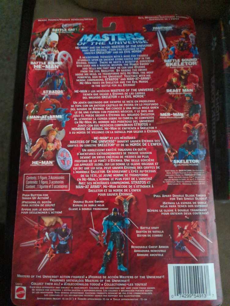 Skeletor With Video - Mattel (Masters Of The Universe 200x) action figure collectible [Barcode 074299549137] - Main Image 3